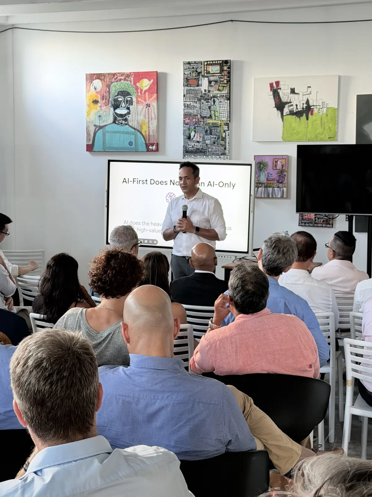 AI leadership lecture in session